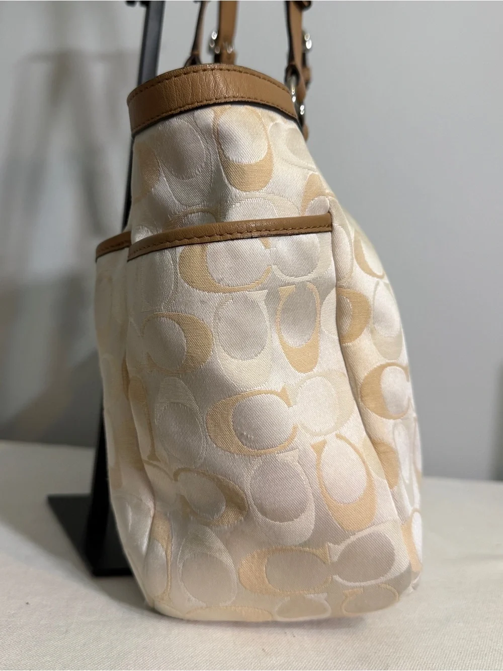 Coach gallery east